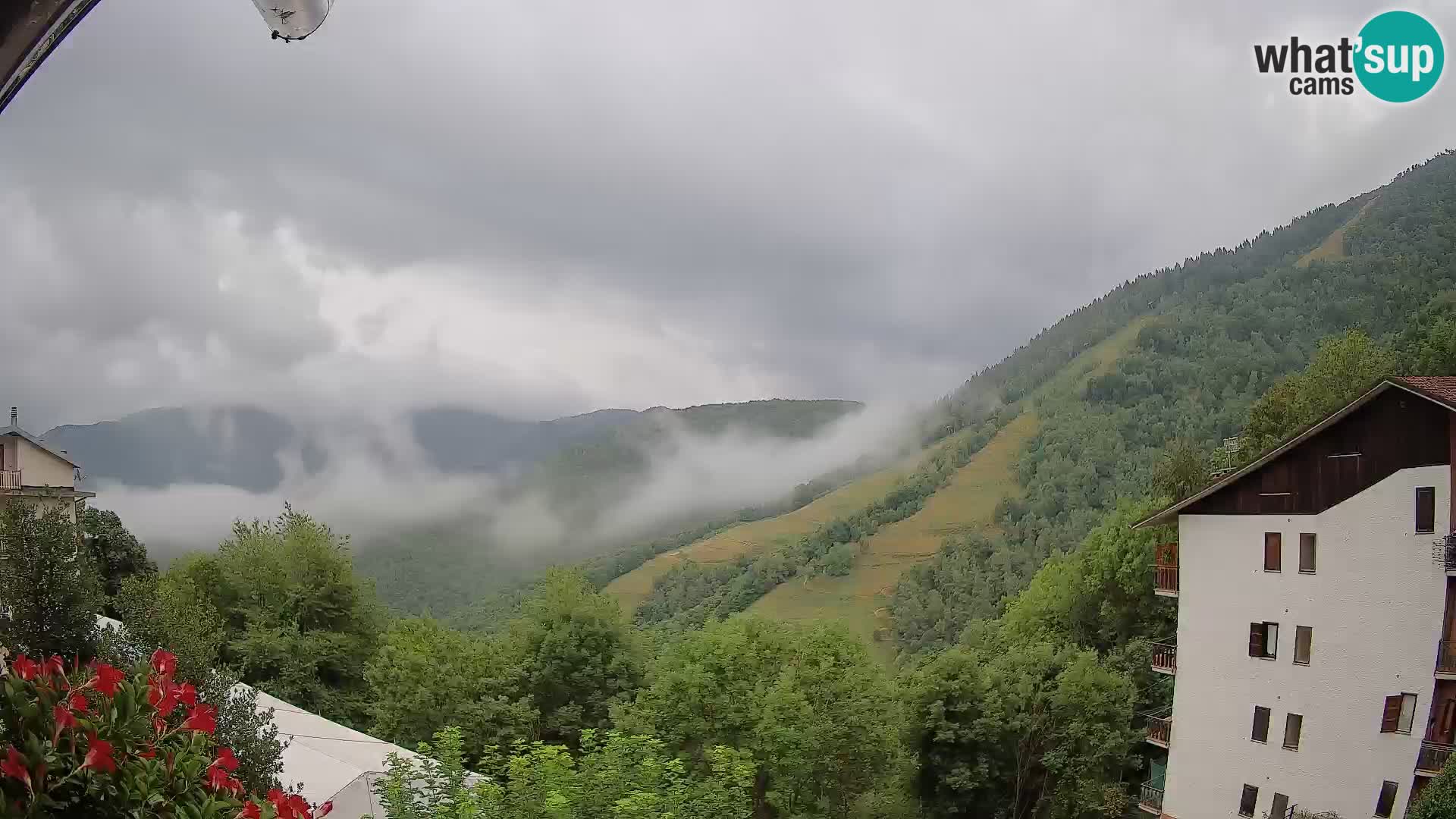 Cardini di Roburent – pogled na Monte Alpet