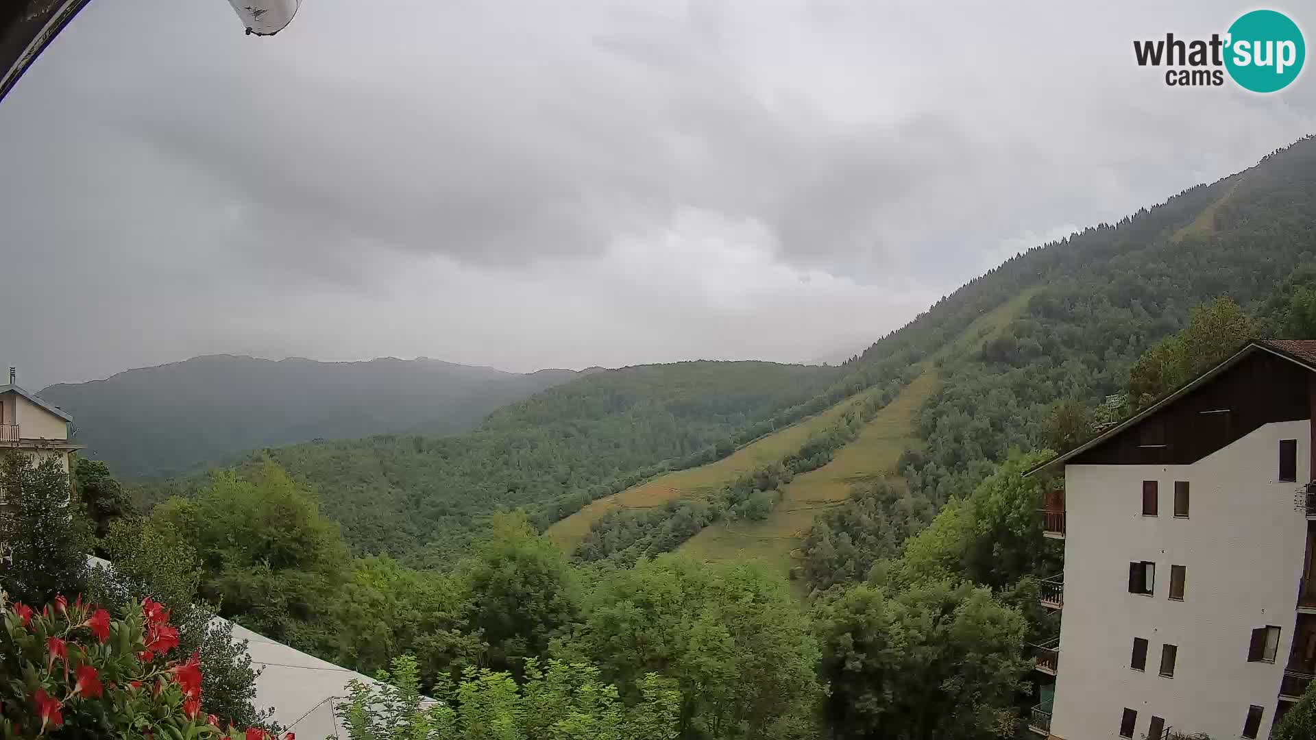 Cardini di Roburent – pogled na Monte Alpet