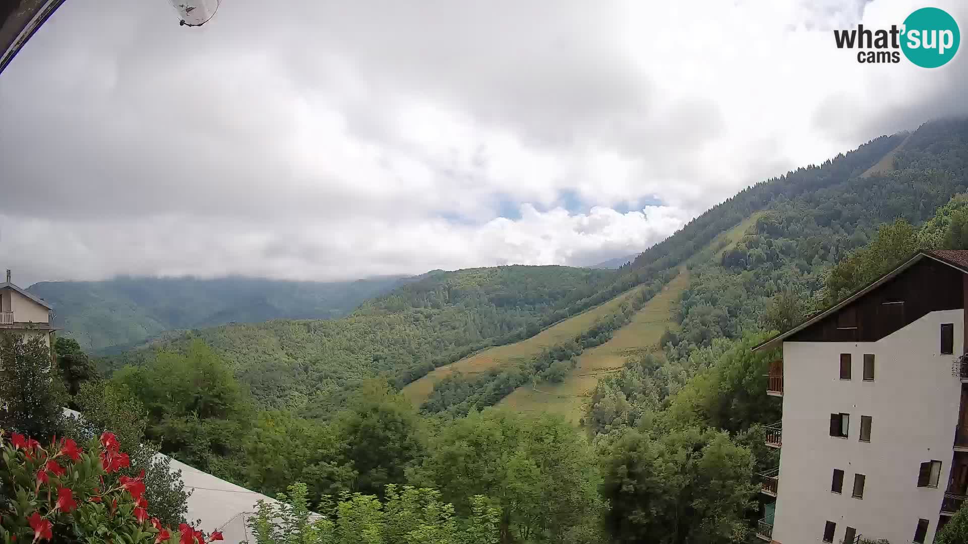 Cardini di Roburent – pogled na Monte Alpet