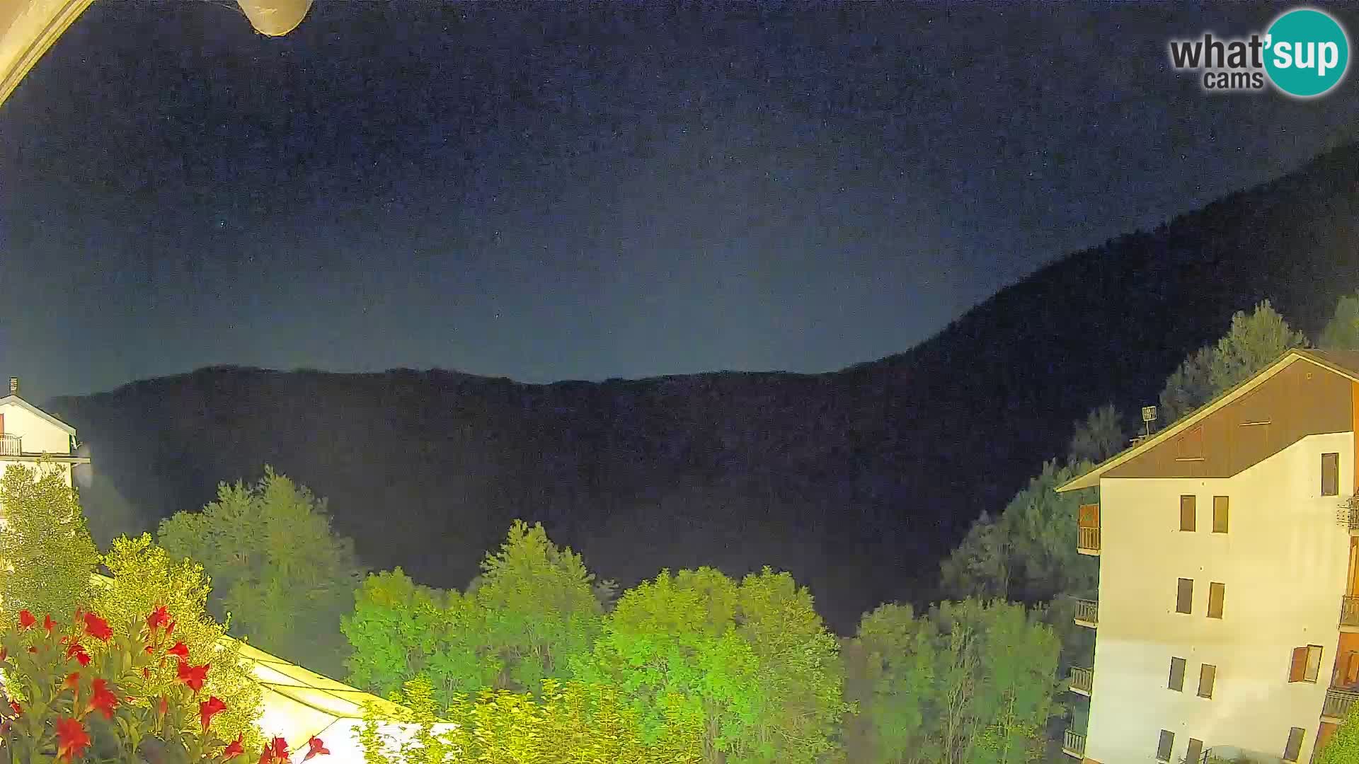 Cardini di Roburent – vista al Monte Alpet