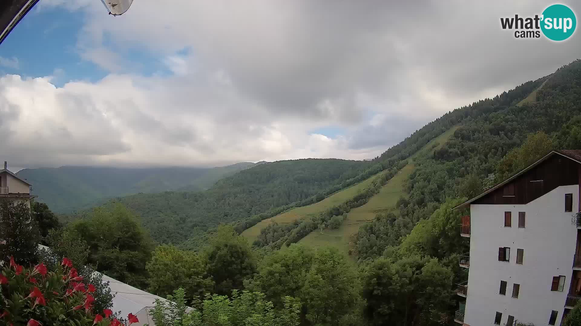 Cardini di Roburent – pogled na Monte Alpet