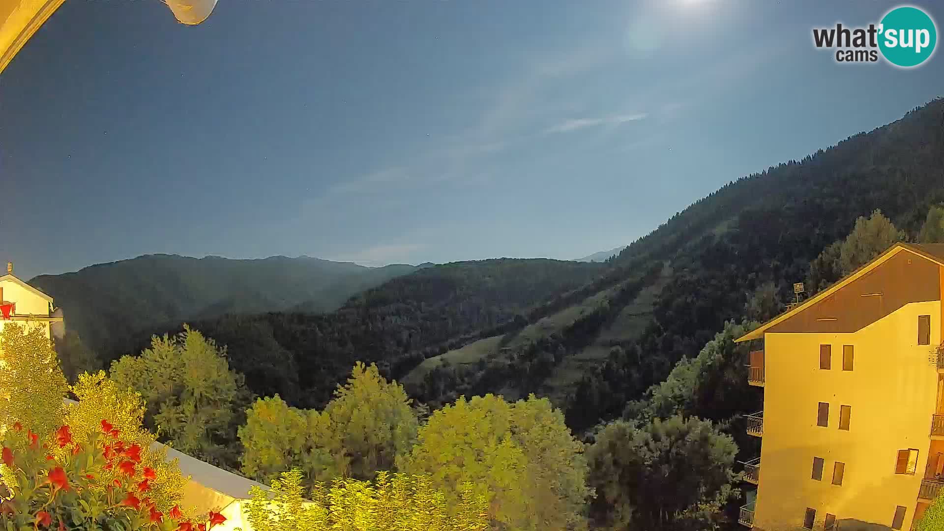 Cardini di Roburent – pogled na Monte Alpet