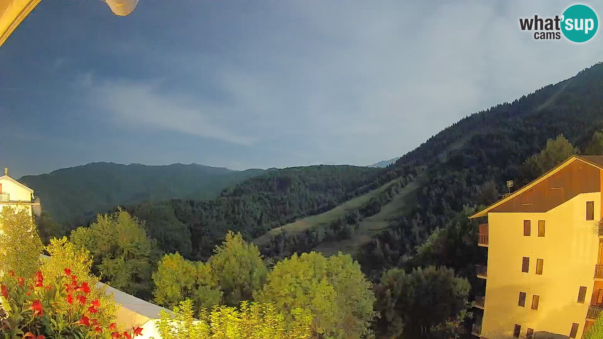 Cardini di Roburent – pogled na Monte Alpet