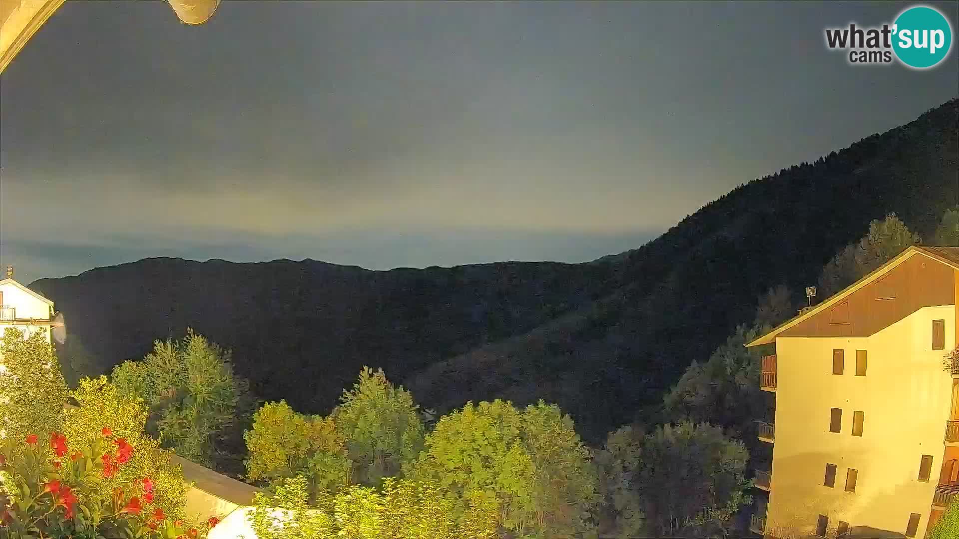 Cardini di Roburent – pogled na Monte Alpet