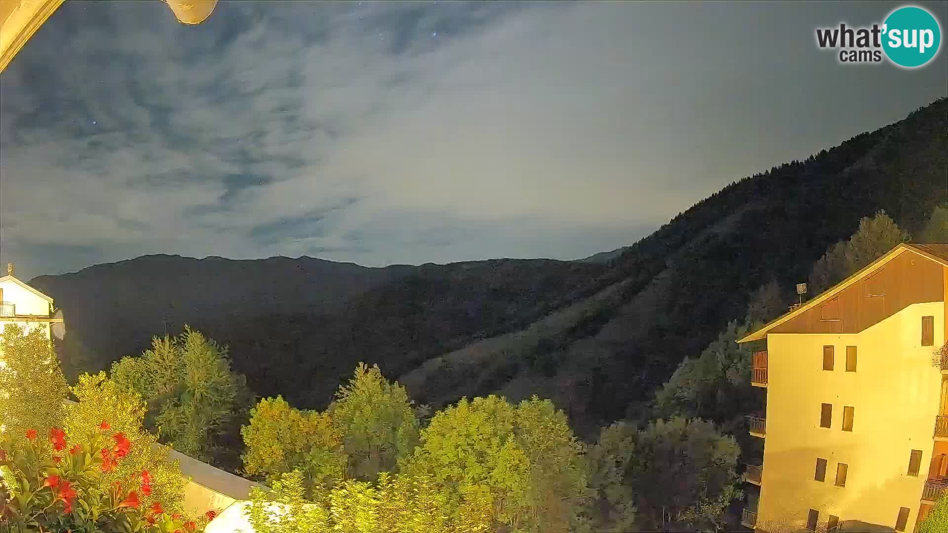 Cardini di Roburent – pogled na Monte Alpet