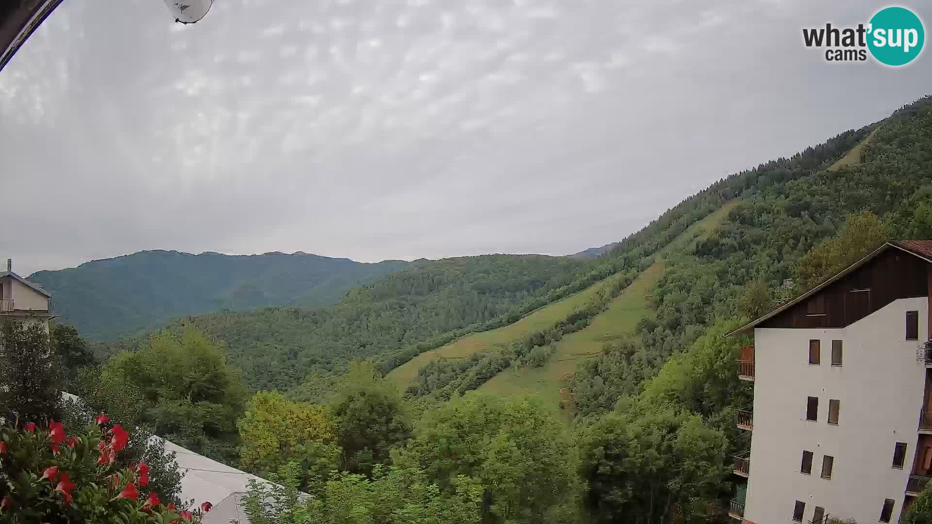 Cardini di Roburent – pogled na Monte Alpet