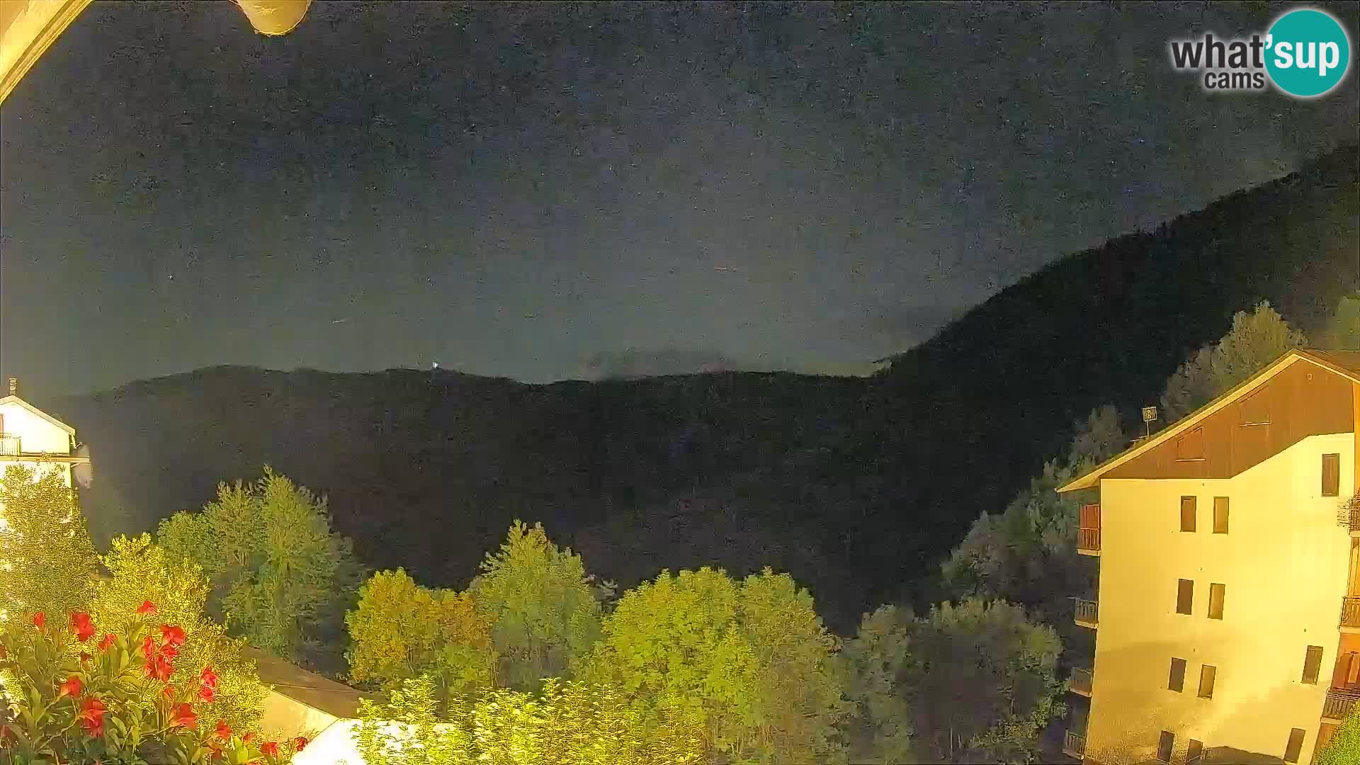 Cardini di Roburent – vista al Monte Alpet