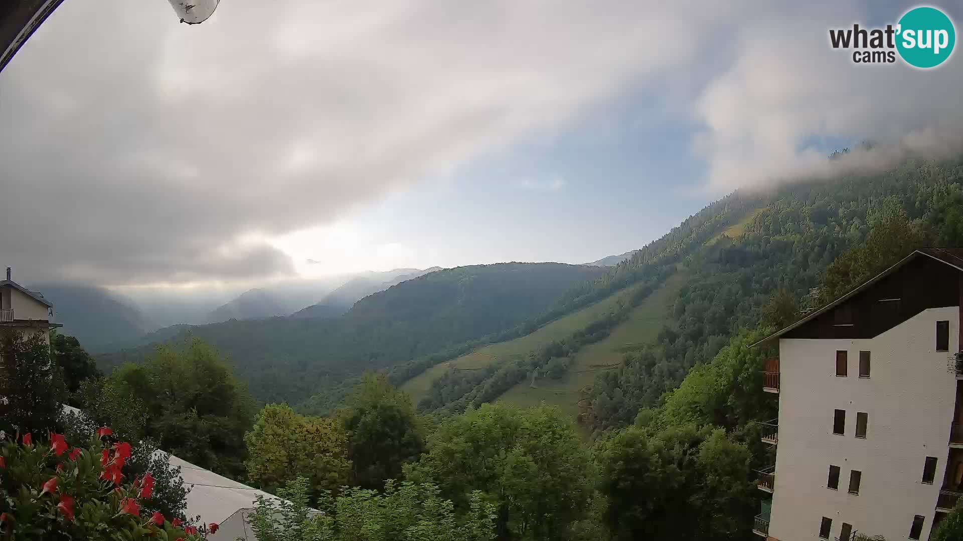 Cardini di Roburent – pogled na Monte Alpet