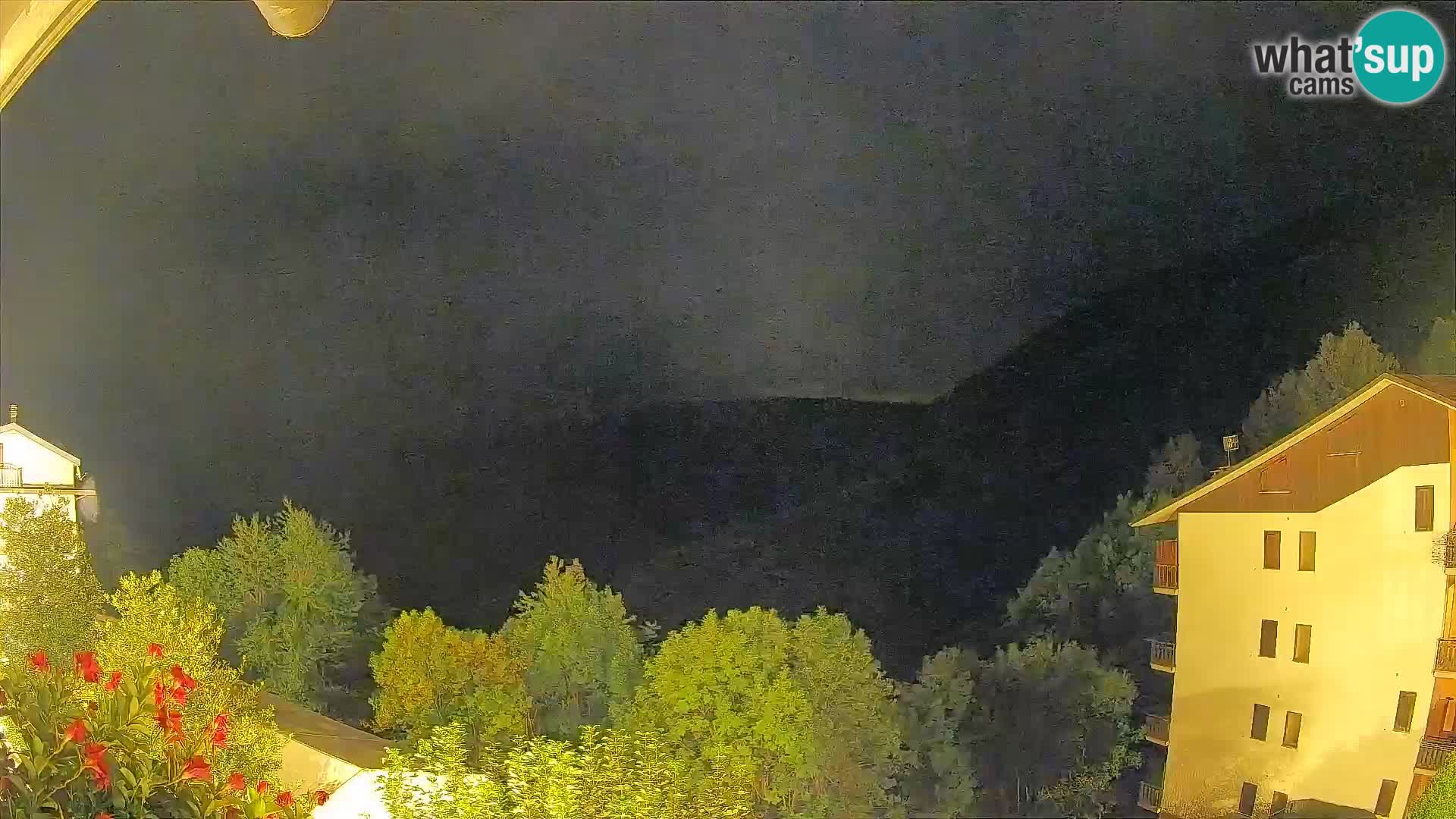 Cardini di Roburent – pogled na Monte Alpet
