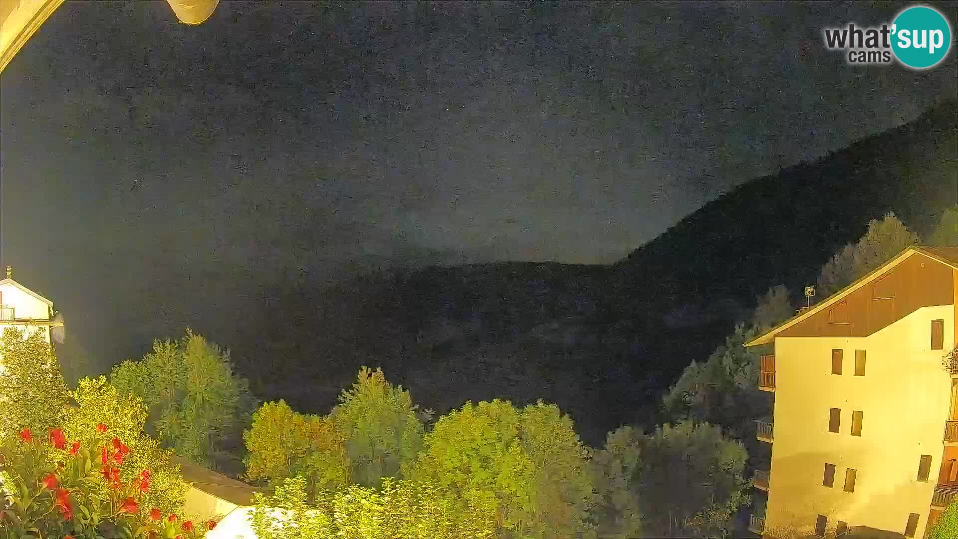 Cardini di Roburent – vista al Monte Alpet