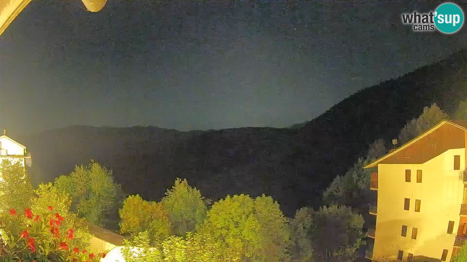 Cardini di Roburent – vista al Monte Alpet