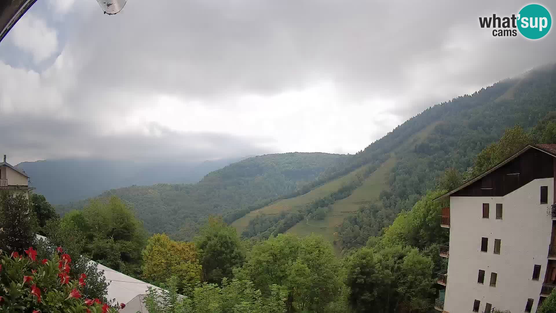 Cardini di Roburent – view to Monte Alpet