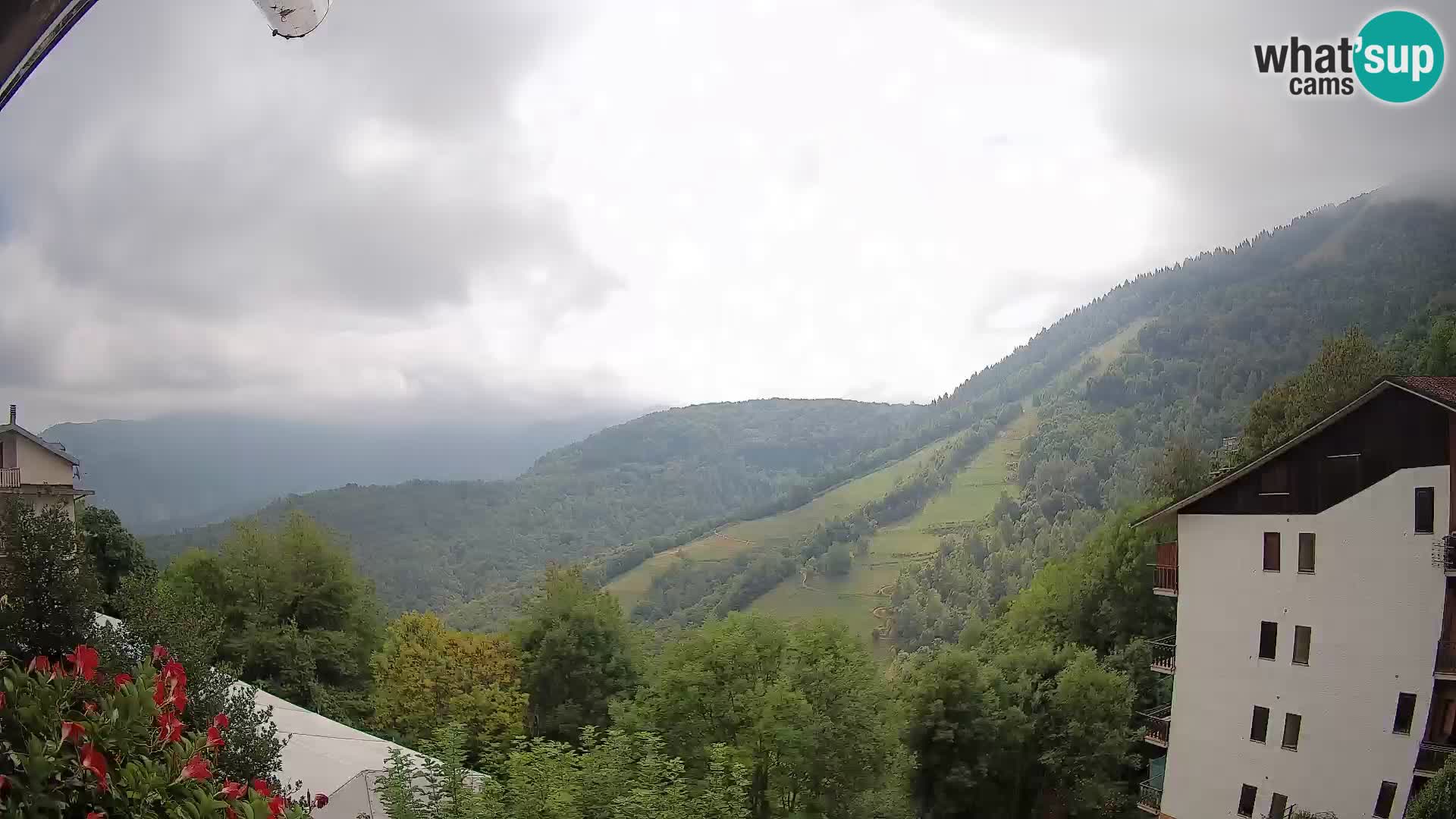Cardini di Roburent – pogled na Monte Alpet