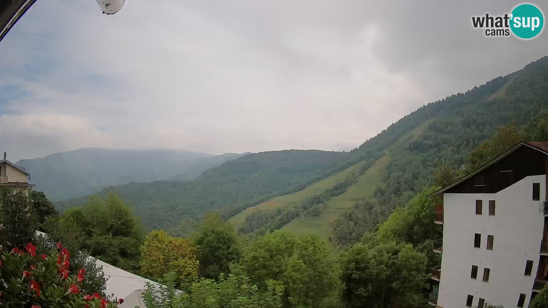 Cardini di Roburent – pogled na Monte Alpet