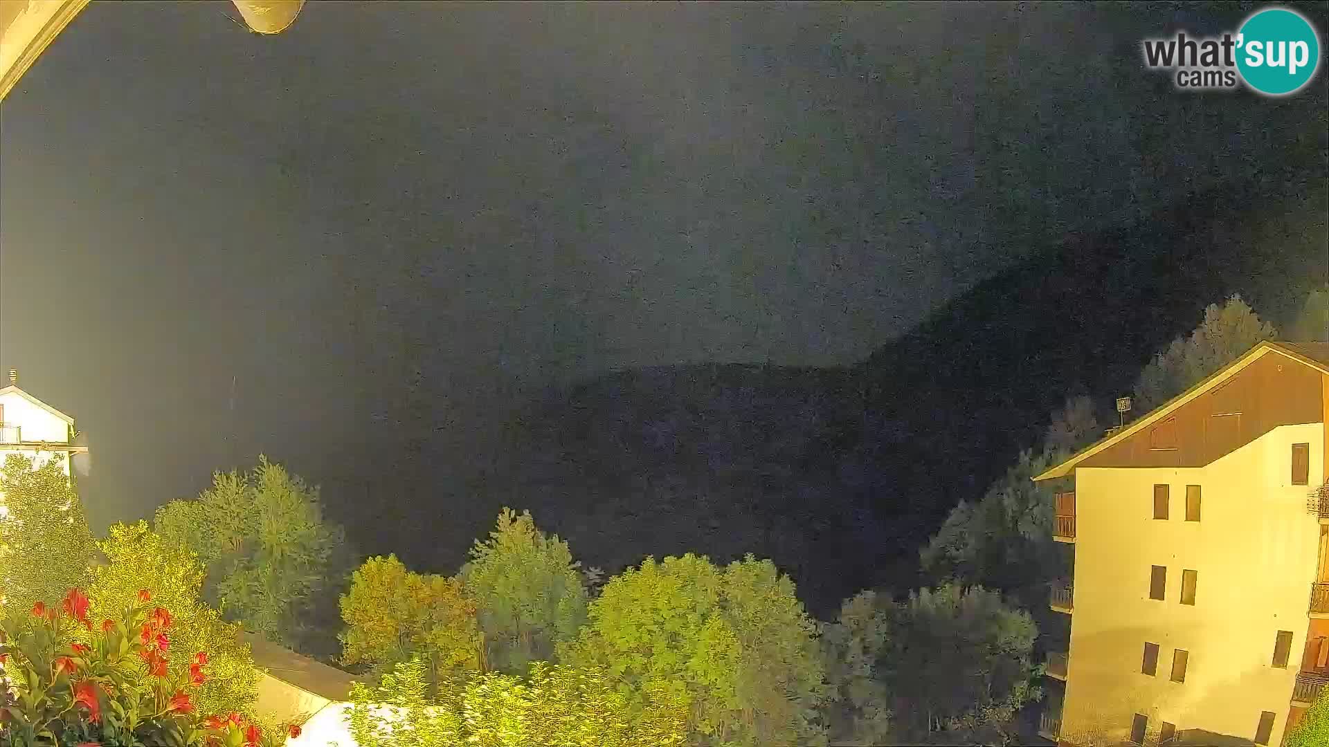 Cardini di Roburent – pogled na Monte Alpet