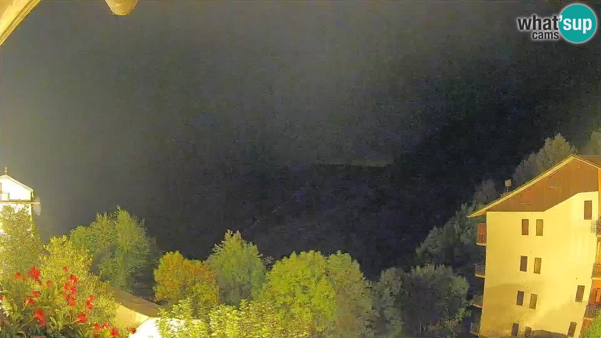 Cardini di Roburent – pogled na Monte Alpet