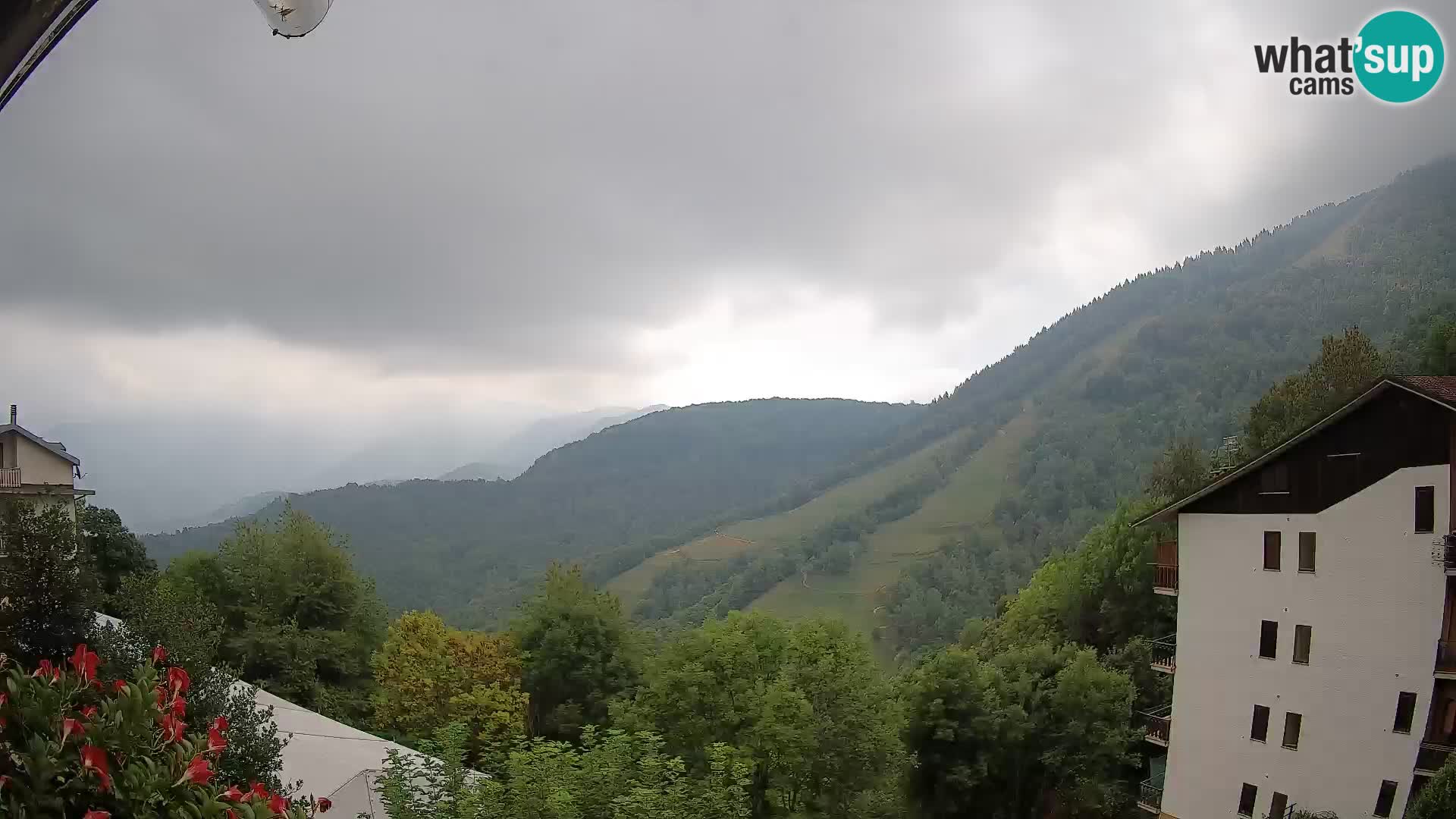 Cardini di Roburent – pogled na Monte Alpet