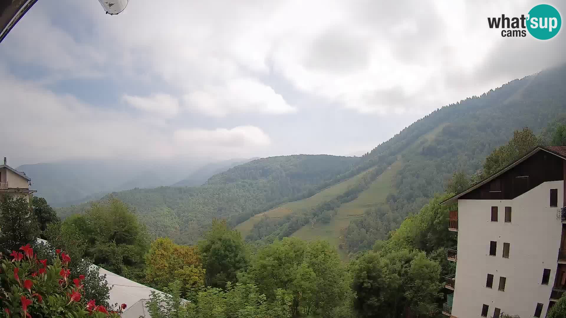 Cardini di Roburent – pogled na Monte Alpet