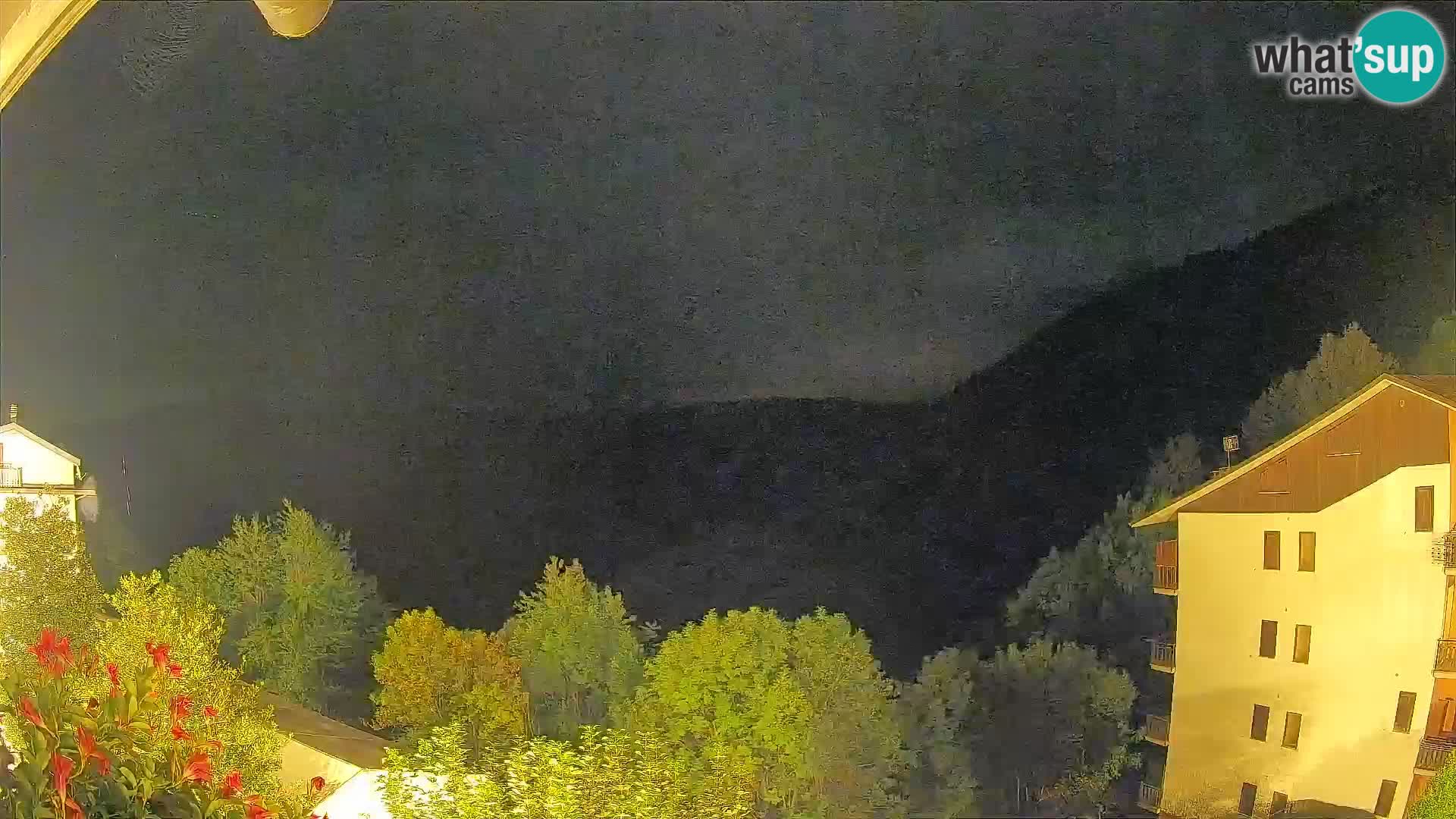 Cardini di Roburent – pogled na Monte Alpet