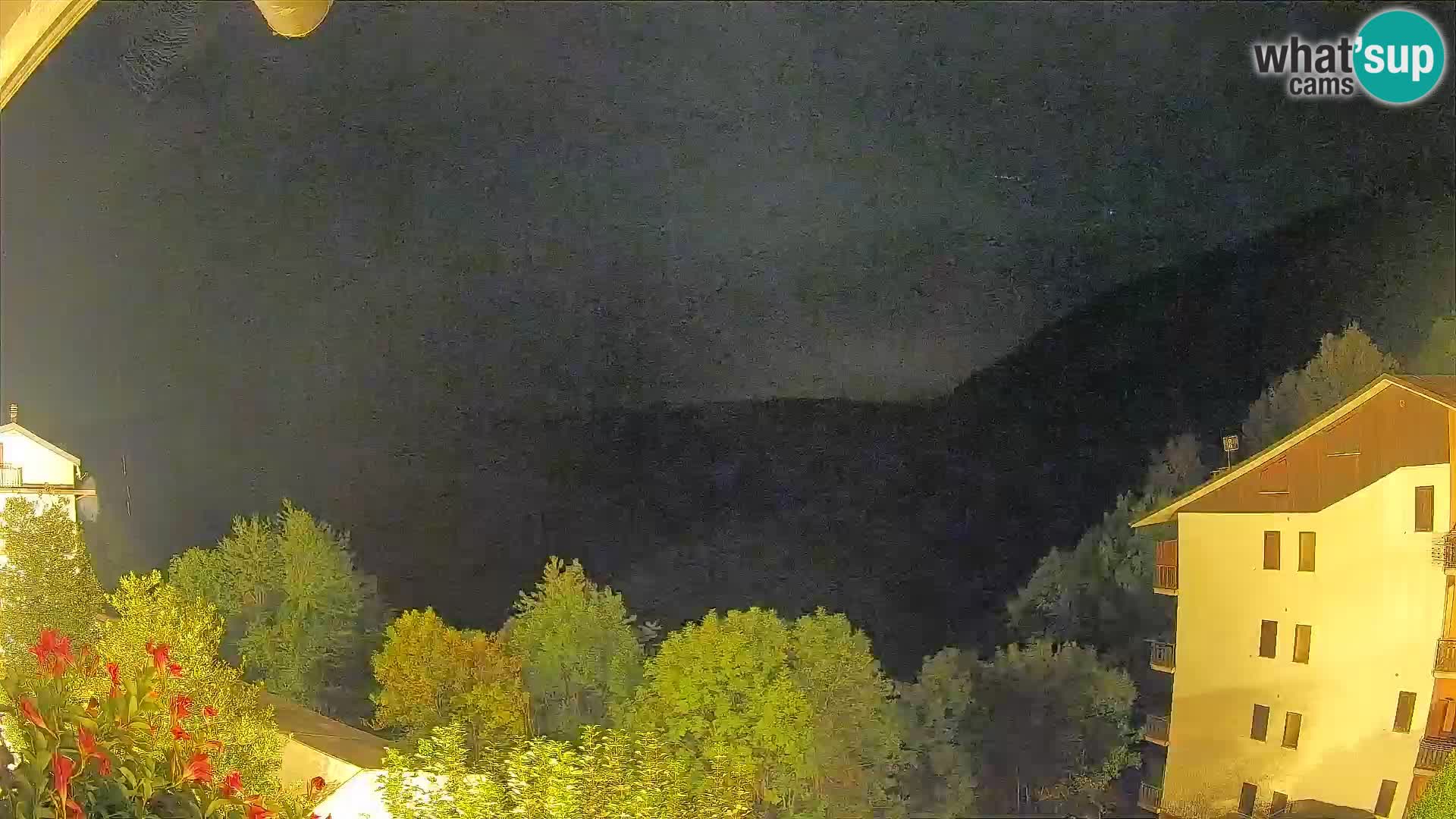 Cardini di Roburent – pogled na Monte Alpet