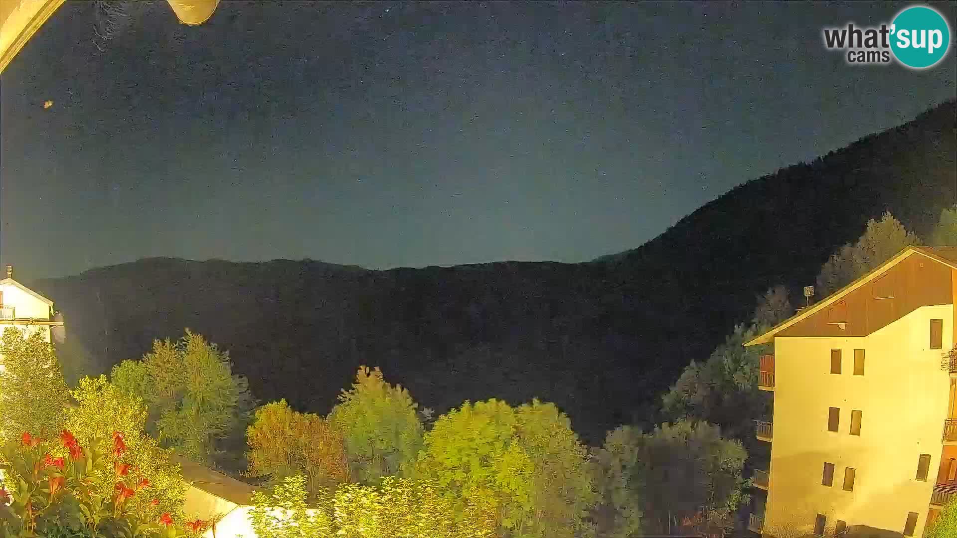 Cardini di Roburent – vista al Monte Alpet