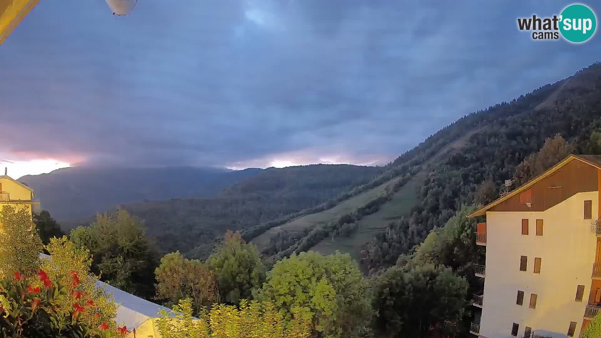 Cardini di Roburent – pogled na Monte Alpet