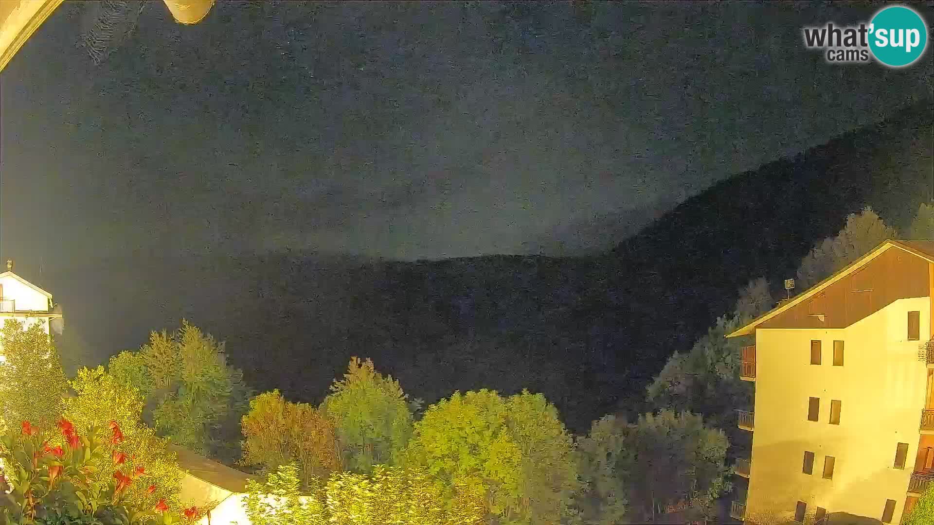 Cardini di Roburent – pogled na Monte Alpet
