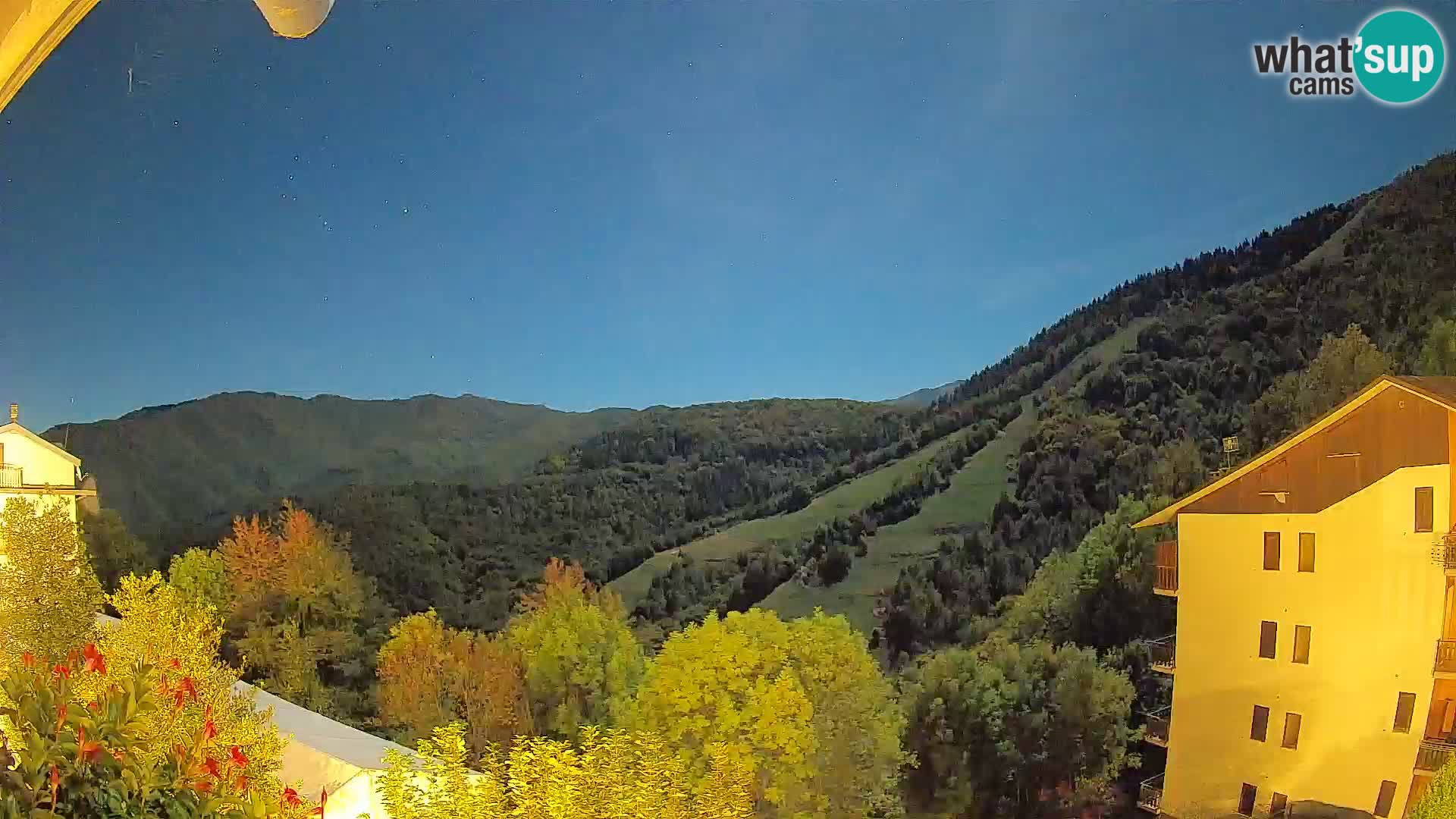 Cardini di Roburent – view to Monte Alpet