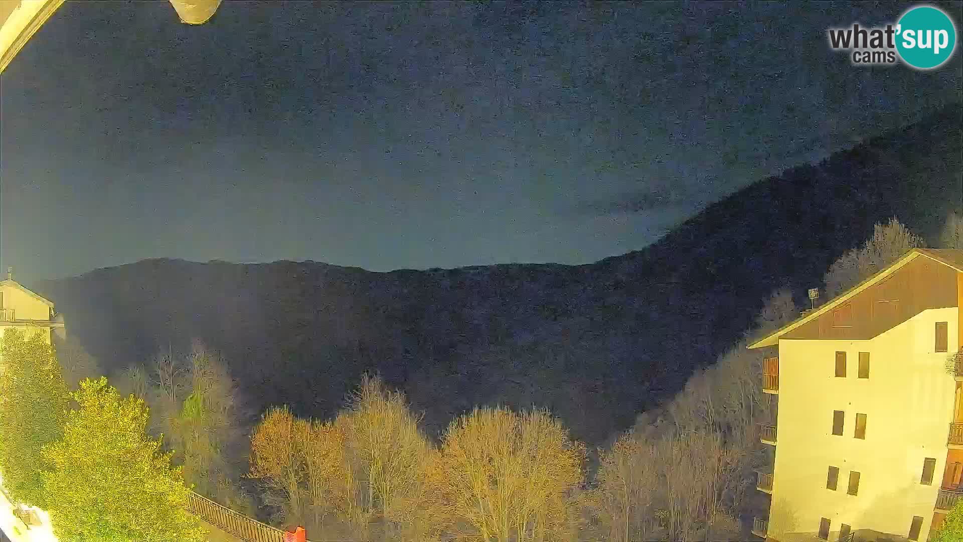 Cardini di Roburent – vista al Monte Alpet