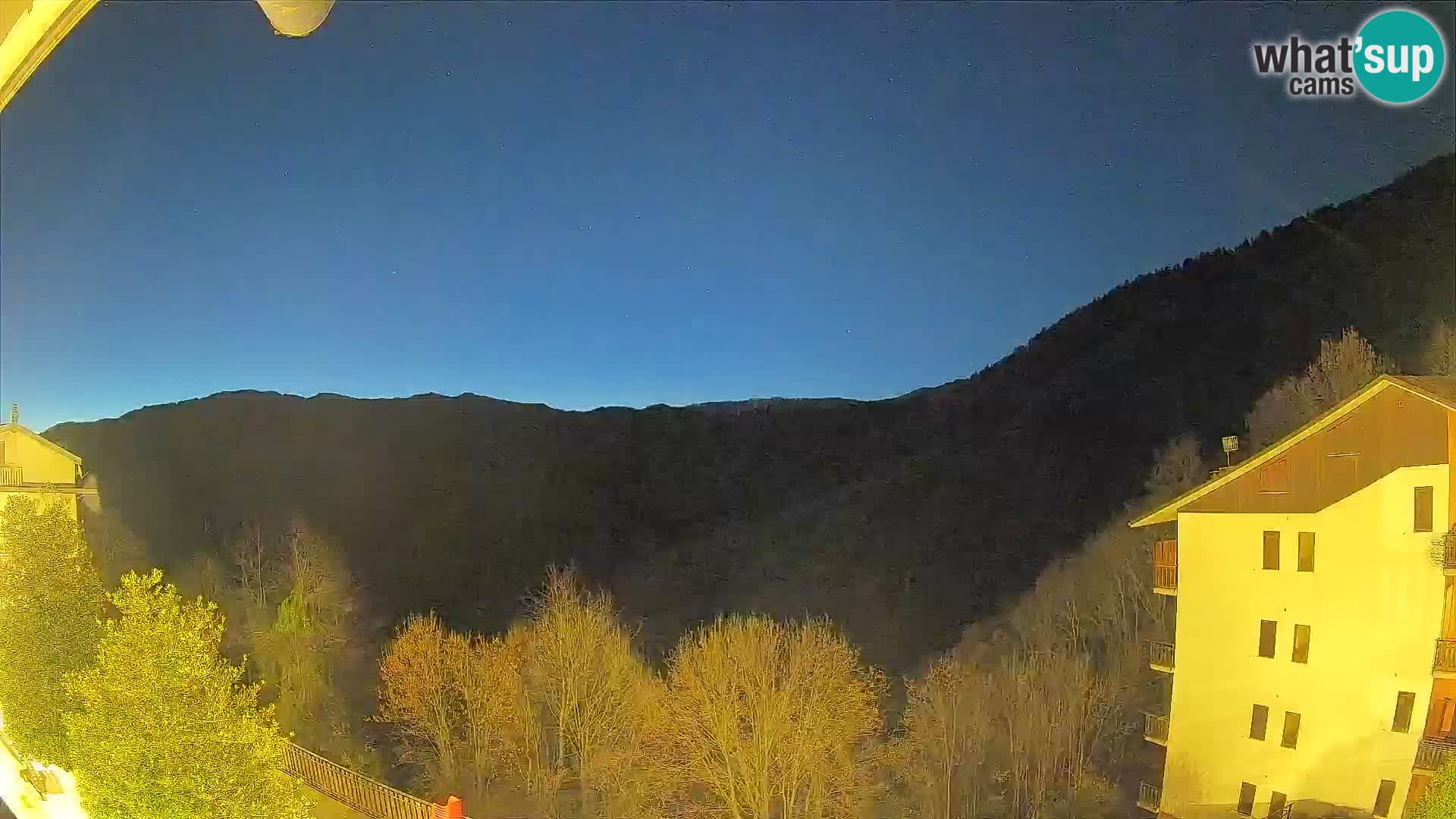 Cardini di Roburent – vista al Monte Alpet