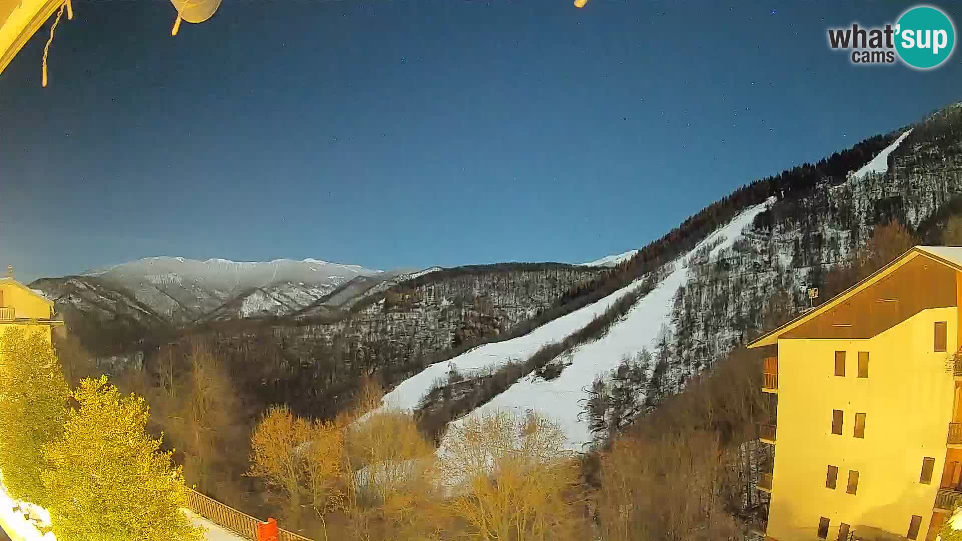 Cardini di Roburent – pogled na Monte Alpet