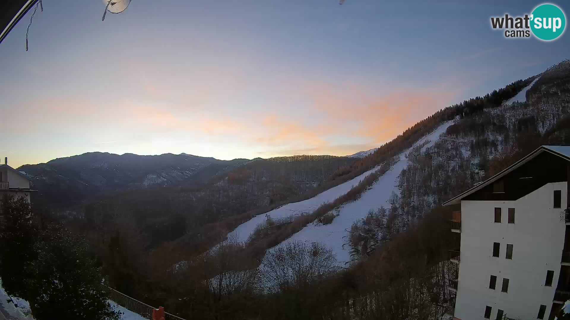 Cardini di Roburent – vista al Monte Alpet