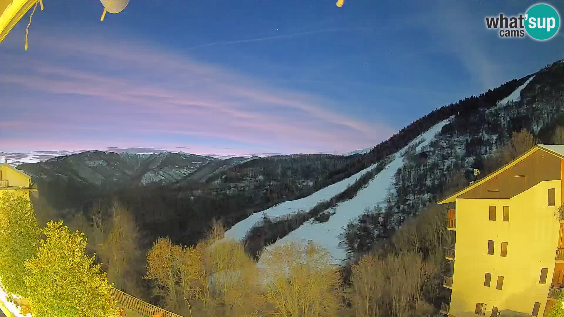 Cardini di Roburent – vista al Monte Alpet