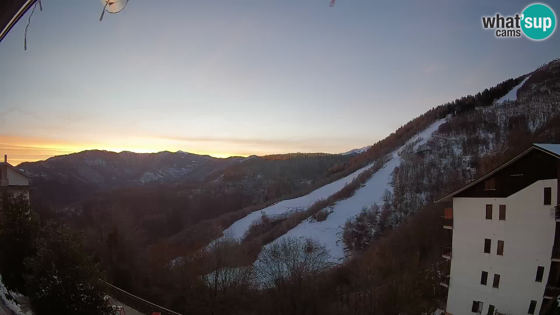 Cardini di Roburent – vista al Monte Alpet