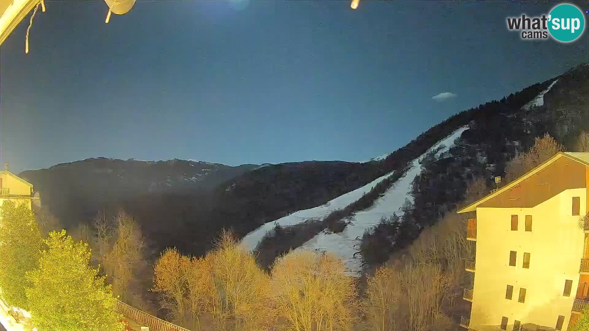 Cardini di Roburent – pogled na Monte Alpet