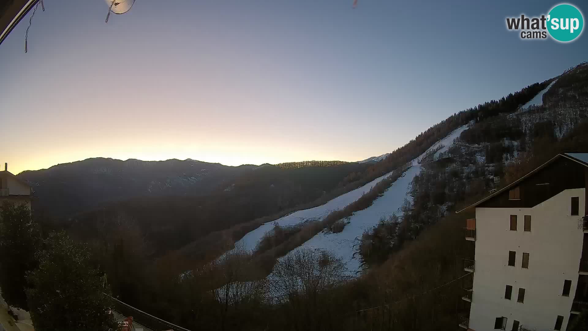 Cardini di Roburent – view to Monte Alpet
