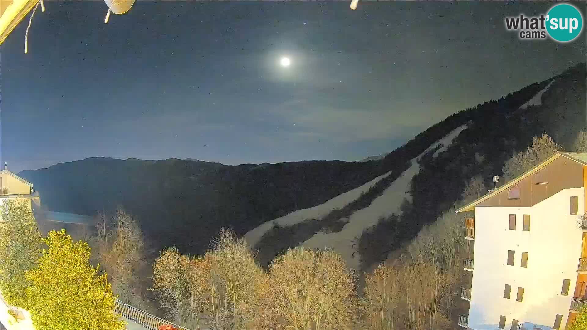 Cardini di Roburent – pogled na Monte Alpet