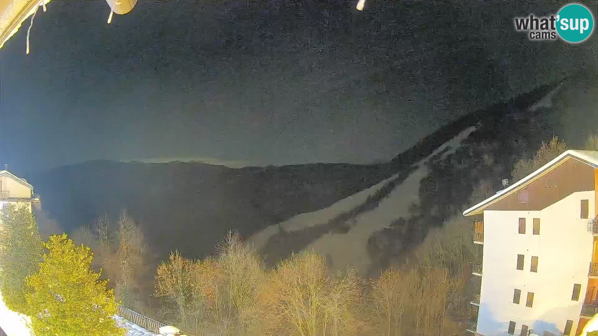 Cardini di Roburent – pogled na Monte Alpet