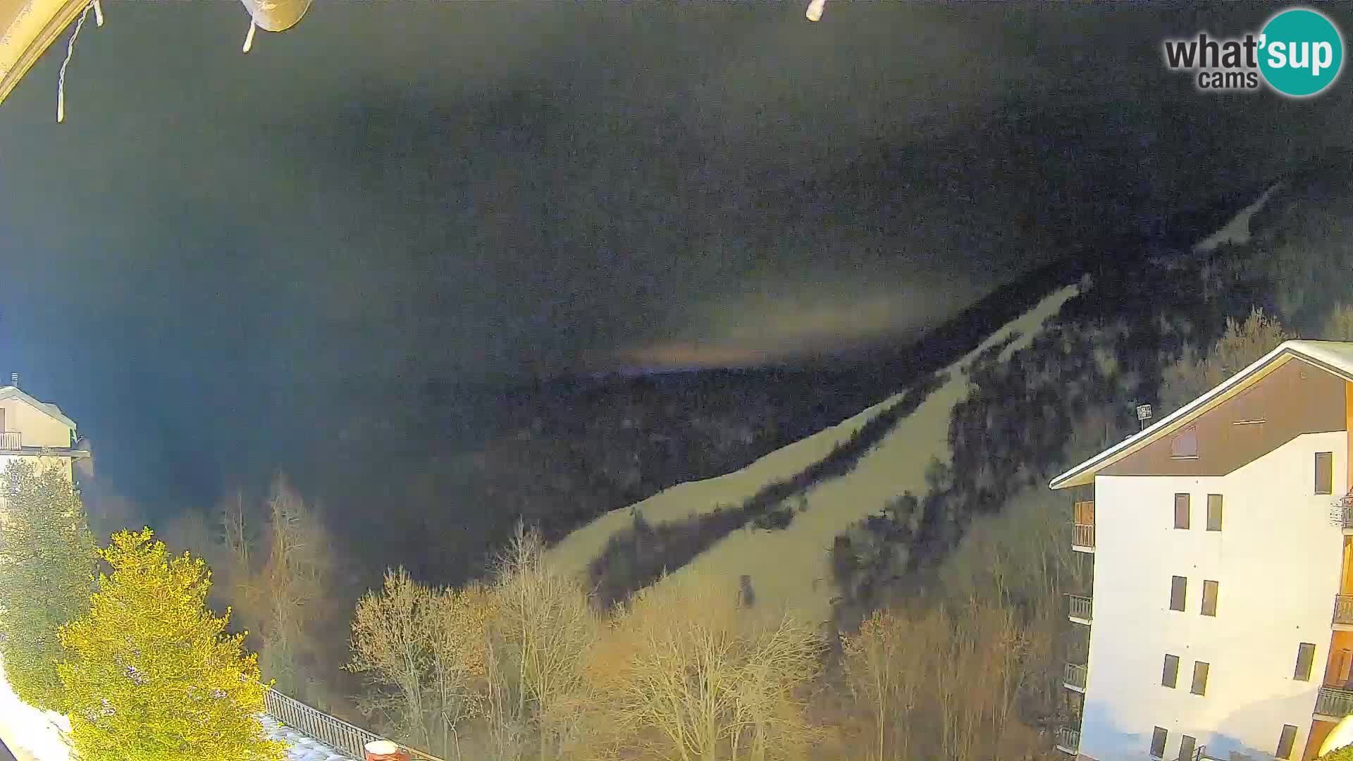 Cardini di Roburent – pogled na Monte Alpet