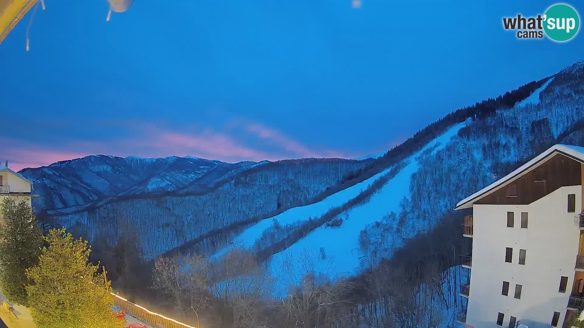 Cardini di Roburent – vista al Monte Alpet