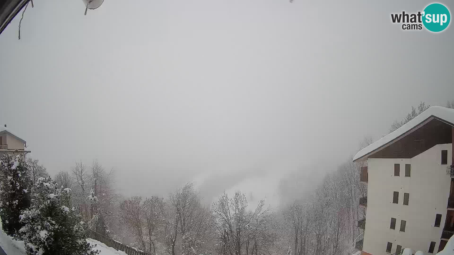 Cardini di Roburent – pogled na Monte Alpet