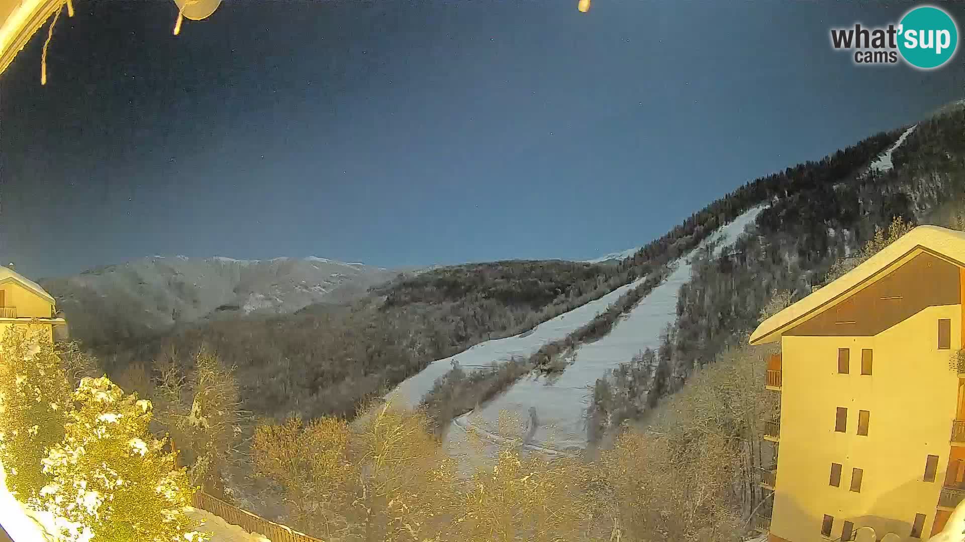 Cardini di Roburent – vista al Monte Alpet