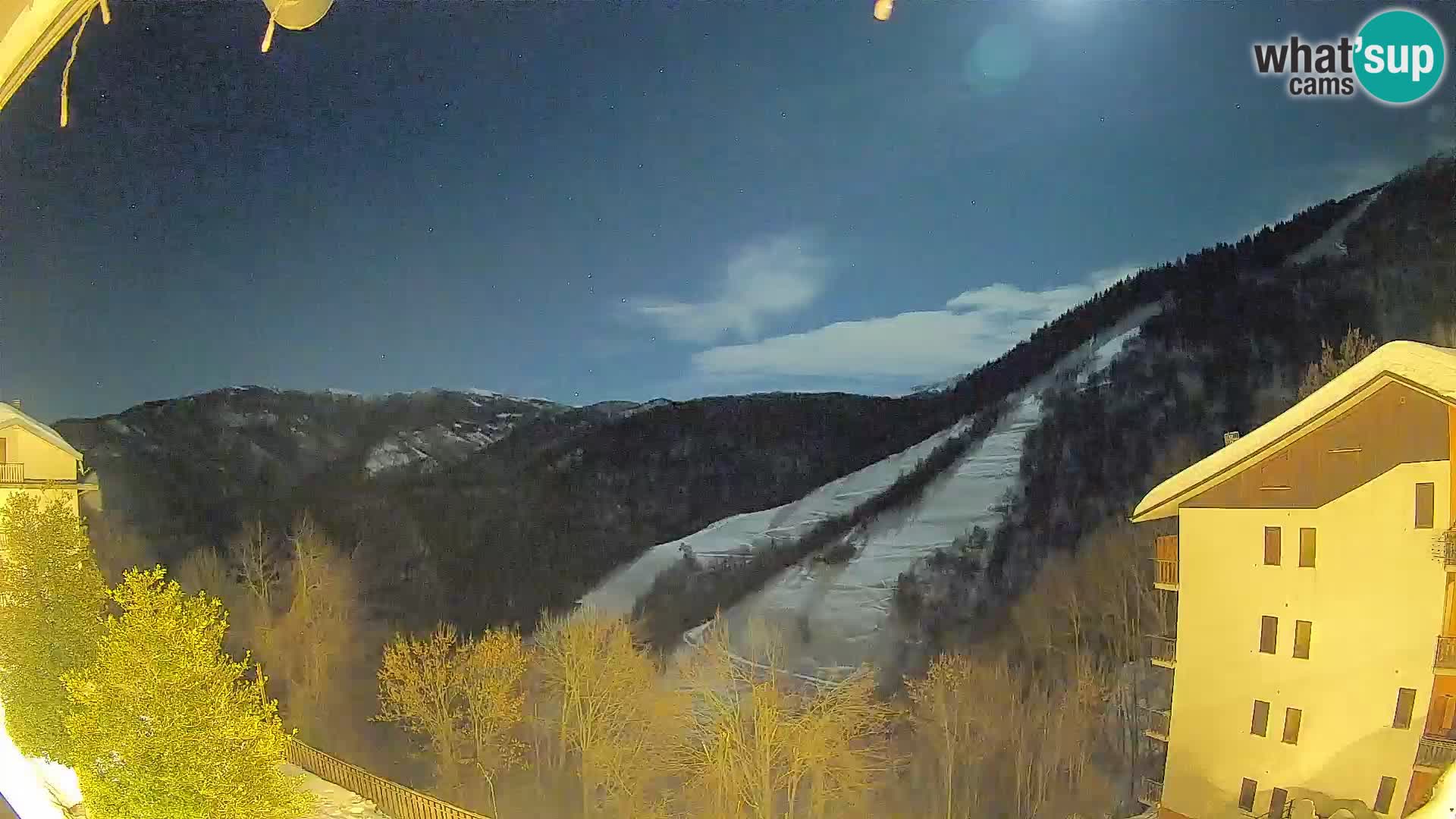 Cardini di Roburent – vista al Monte Alpet