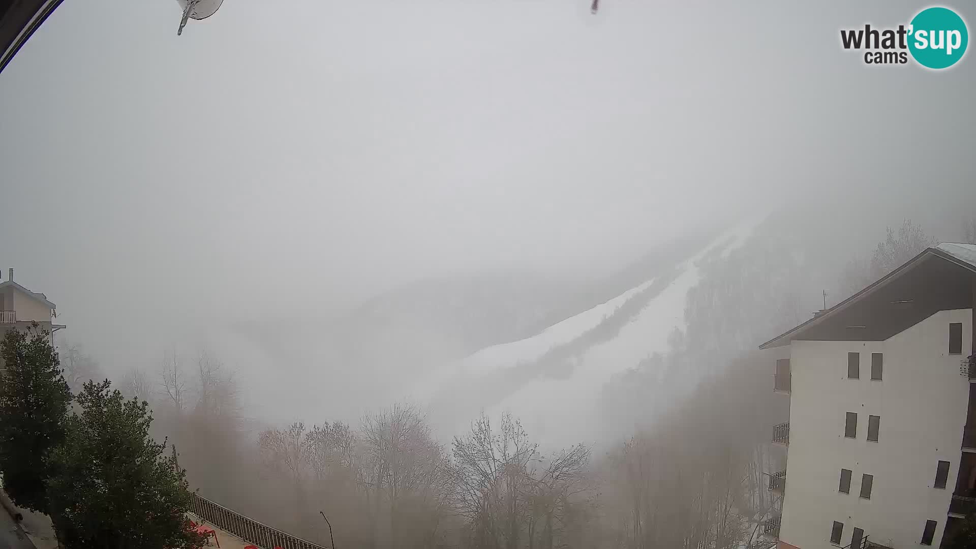 Cardini di Roburent – pogled na Monte Alpet