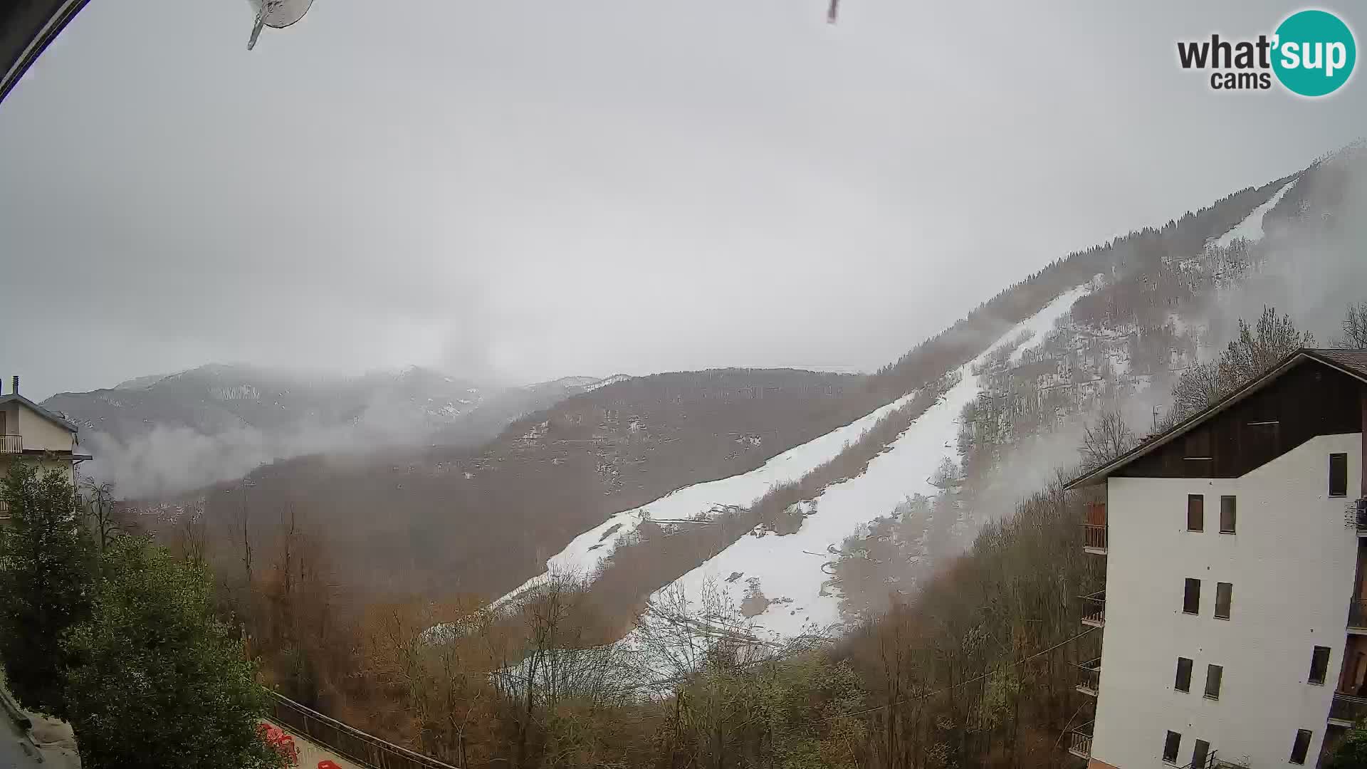 Cardini di Roburent – vista al Monte Alpet