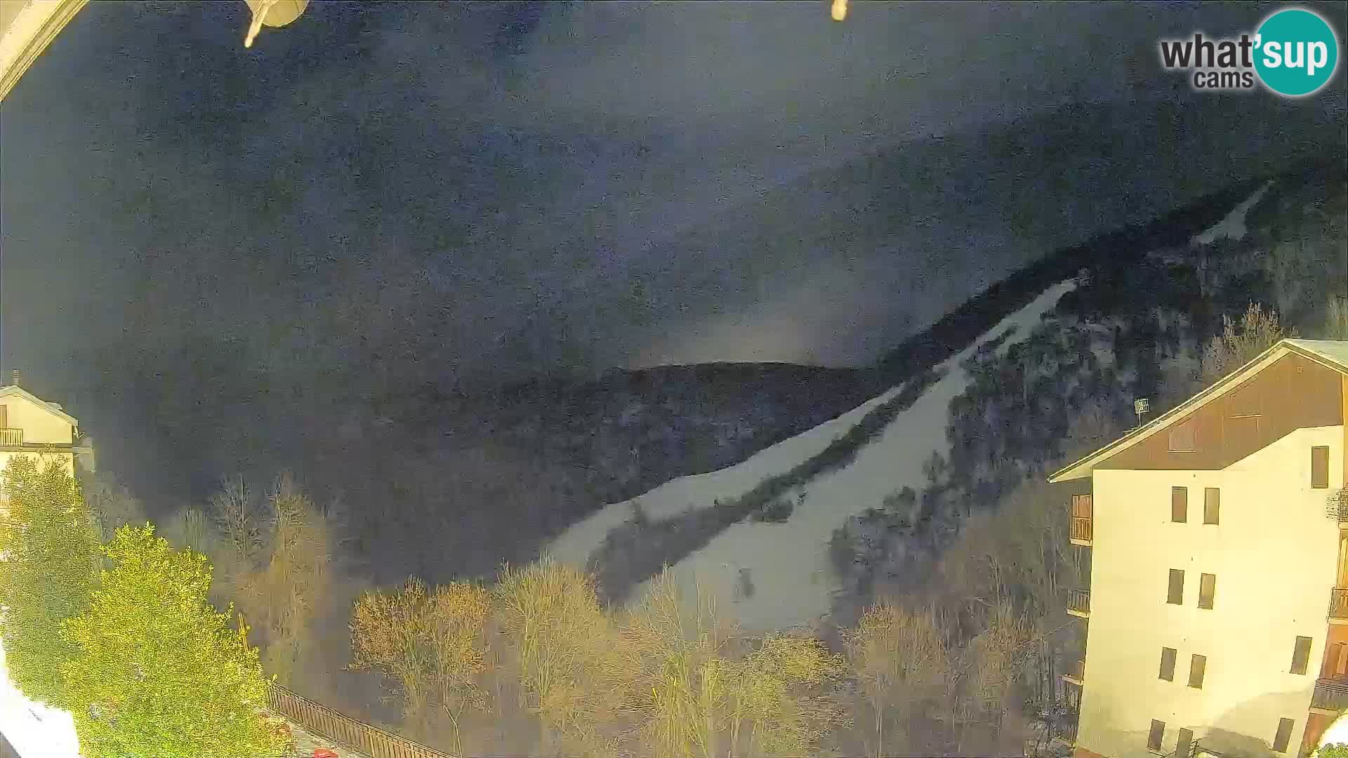 Cardini di Roburent – pogled na Monte Alpet