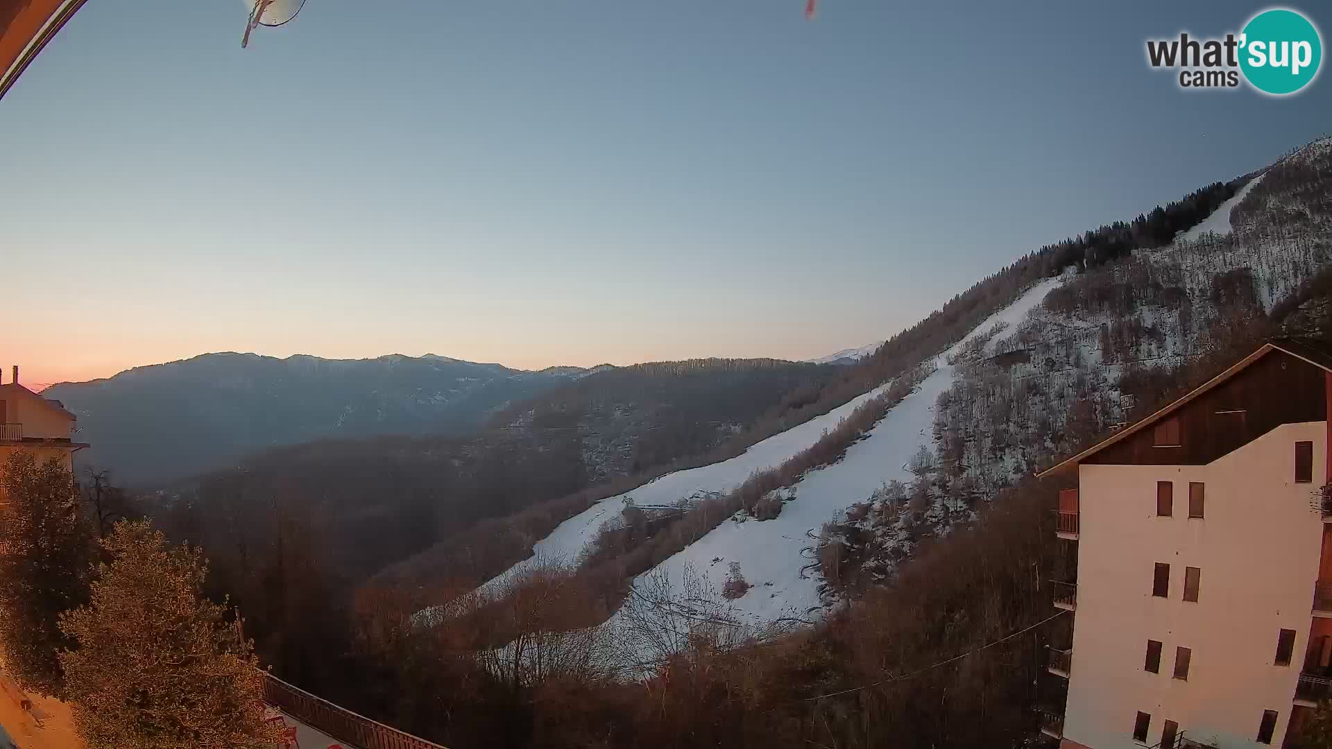 Cardini di Roburent – pogled na Monte Alpet