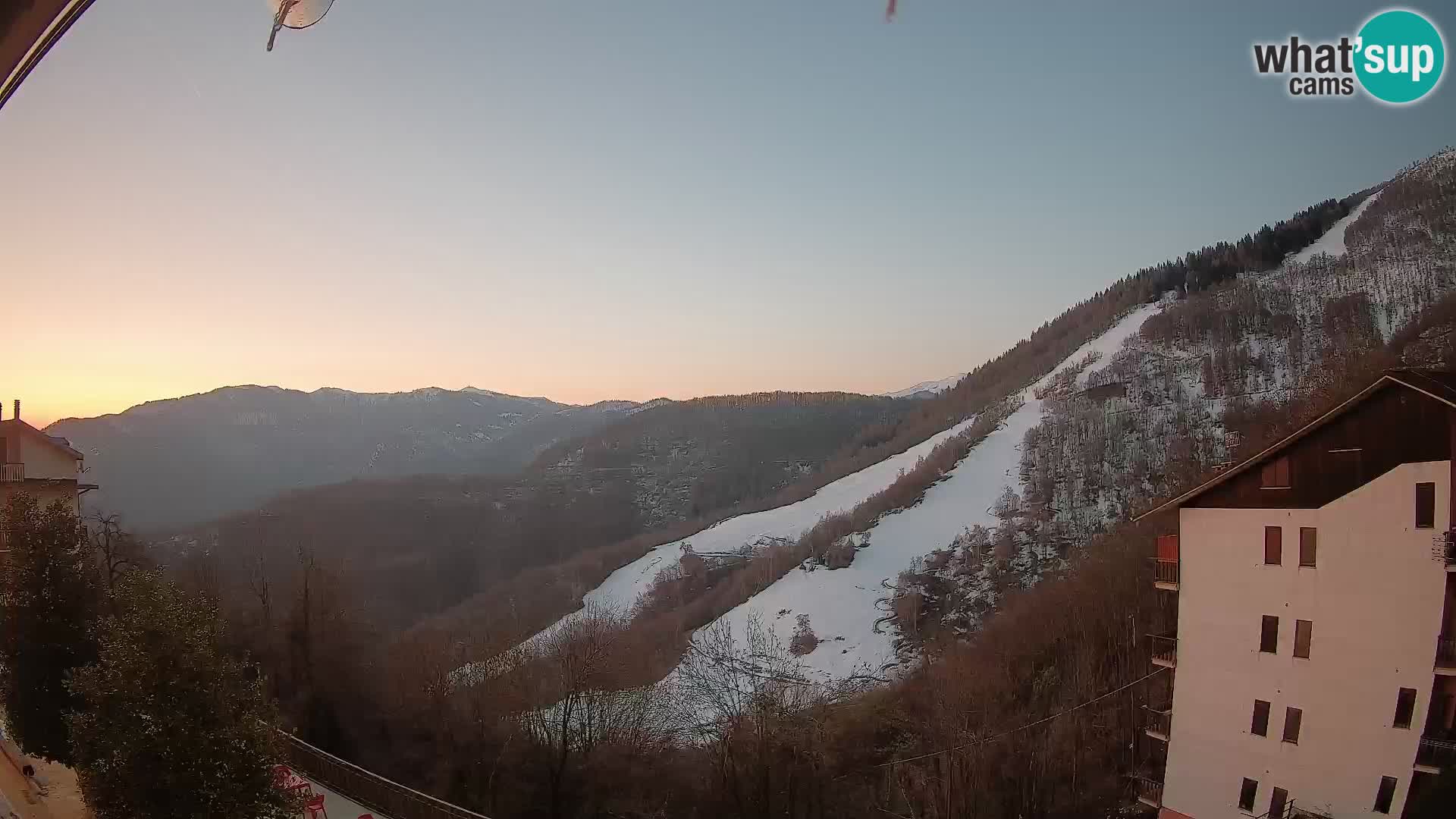 Cardini di Roburent – pogled na Monte Alpet