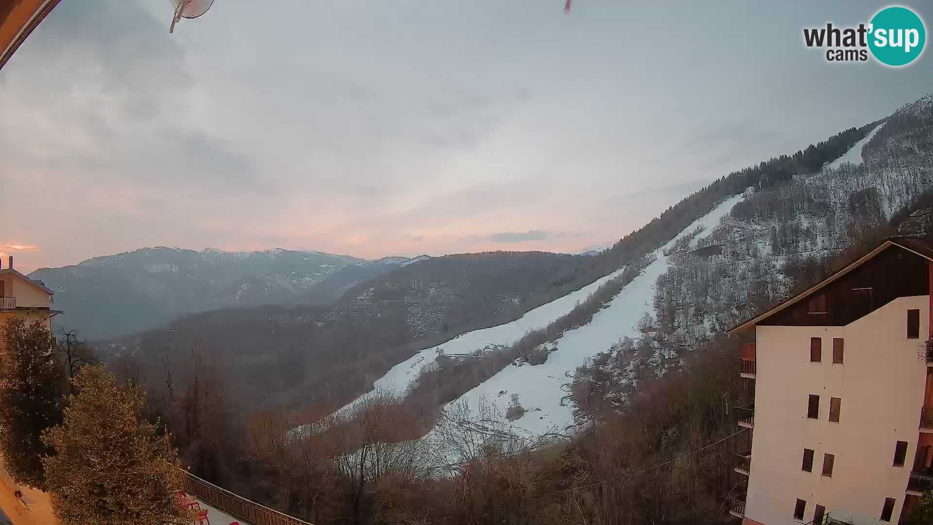 Cardini di Roburent – pogled na Monte Alpet