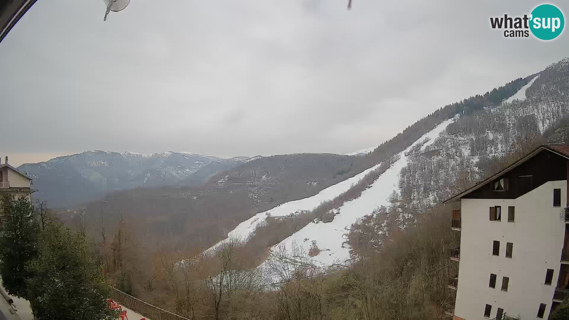 Cardini di Roburent – vista al Monte Alpet